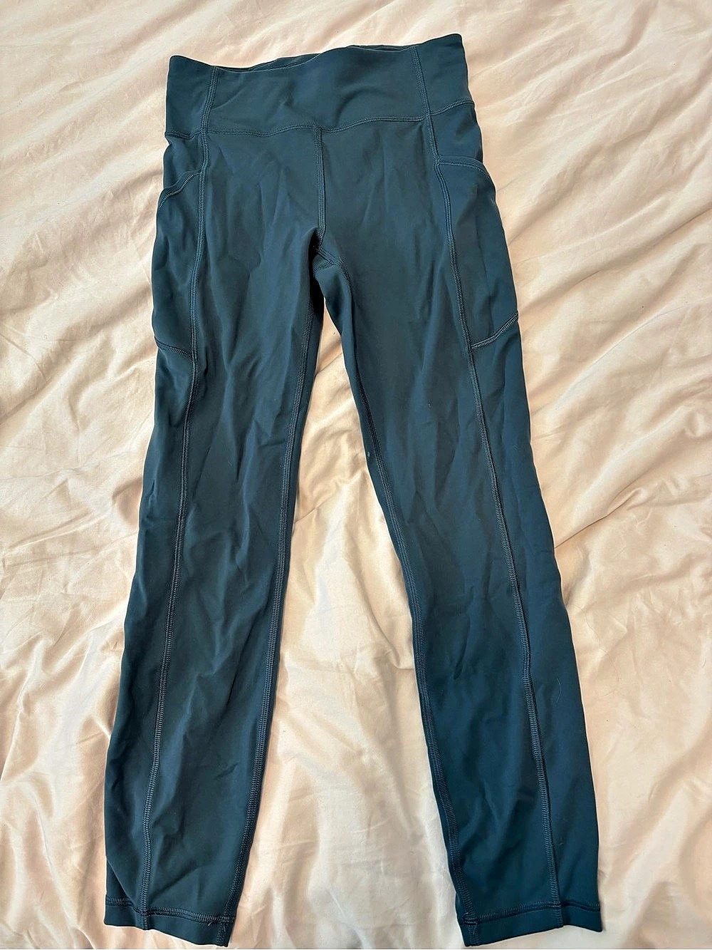 lululemon fast & freeHigh-Rise Tight with Pockets Blue Size 6